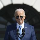 El presidente Joe Biden habla en una ceremonia de Estado con el primer ministro japonés Fumio Kishida en la Casa Blanca, el miércoles 10 de abril de 2024, en Washington. (AP Foto/Susan Walsh)