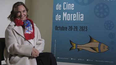 La directora general del Festival Internacional de Cine de Morelia, Daniela Michel, posa para un retrato en la Ciudad de México, el miércoles 20 de septiembre de 2023. (Foto AP/Berenice Bautista)