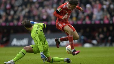 Müller rompe récord y celebra con gol en victoria del Bayern