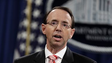 Trump dice que no planea despedir a Rod Rosenstein