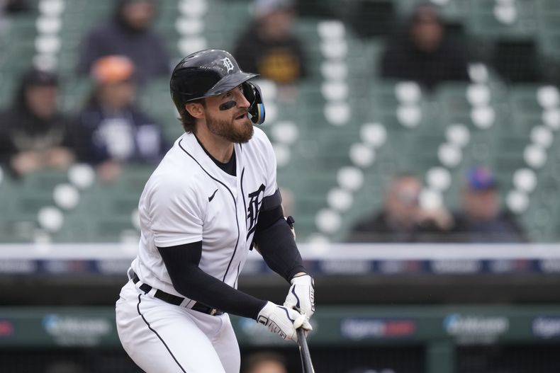 Eric Haase de los Tigres de Detroit tras batear un jonrón de dos carreras ante los Mets de Nueva York, el miércoles 3 de mayo de 2023. (AP Foto/Carlos Osorio)