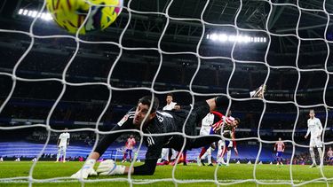 Real Madrid empata con el Atlético, se les escapa la liga