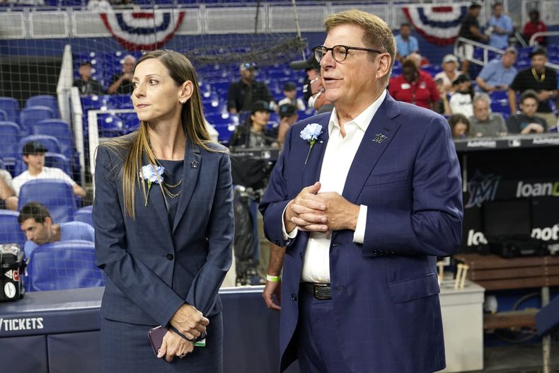 DEP-BEI MARLINS-PRESIDENTA
