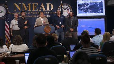 en alerta el gobierno por onda tropical