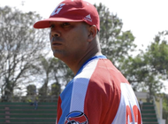 sigue el exodo de deportistas cubanos: el ex lanzador ciro silvino licea marcha rumbo a eeuu