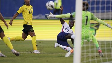eeuu saca empate 1-1 de visita a jamaica