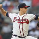 Wright llega a 17 triunfos; Bravos vencen a Rockies 3-2