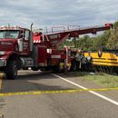 En esta foto proporcionada por policía del condado Polk, el personal de emergencia responde a un accidente que involucró a un autobús escolar en Winter Haven, Florida, el lunes 5 de octubre de 2026. (Foto, policía del condado Polk vía AP)