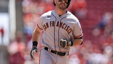 Gigantes gana a Rojos con 4to jonrón de Longoria en 4 juegos