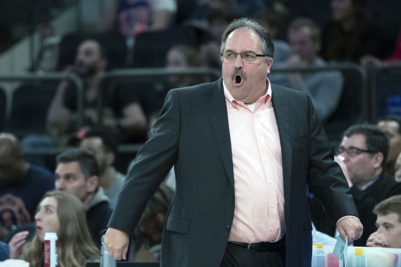 DEP-BAS_PELICANS-VAN_GUNDY-0.jpg