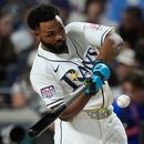 Junior Caminero, de los Rays de Tampa Bay, compite en el Derby de Jonrones en el marco del Juego de Estrellas de Grandes Ligas, el lunes 13 de julio de 2026, en Filadelfia. (AP Foto/Matt Slocum)