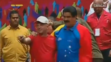 americateve | Nicolás Maduro amenazó a Aruba con romper sus lazos comerciales y enlaces aéreos para lograr la liberación del general acusado de narcotráfico.