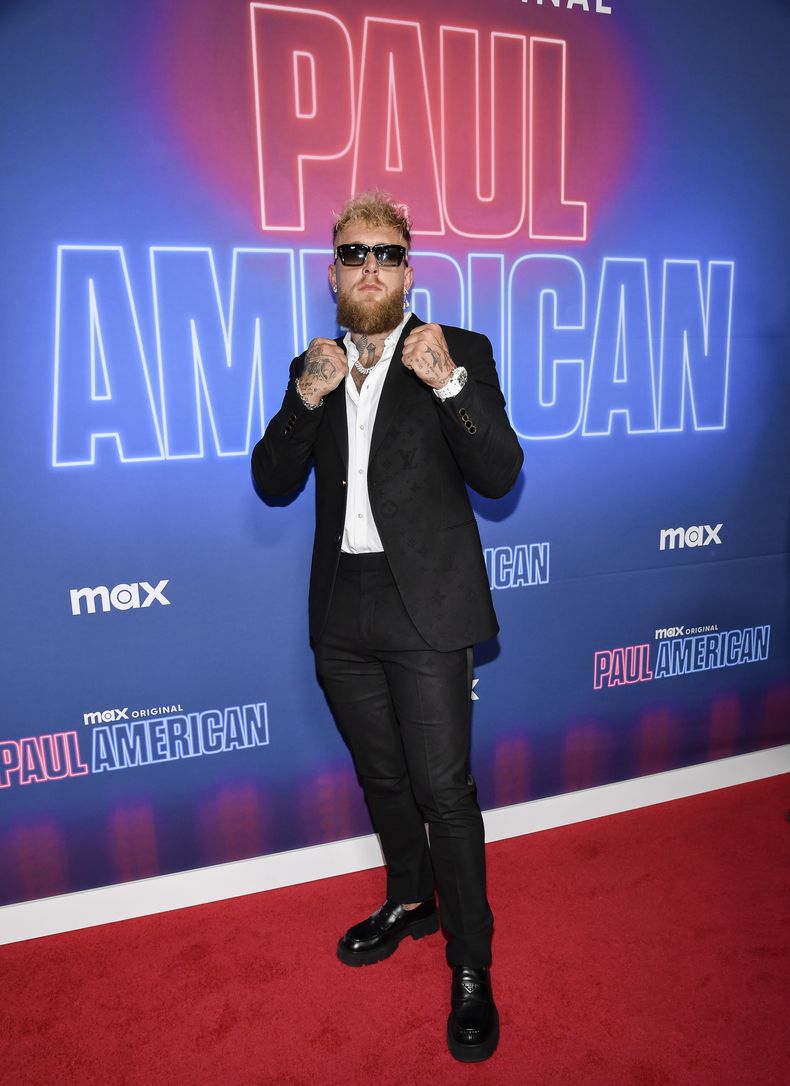 ARCHIVO - Jake Paul posa en el estreno de la serie Paul American en Nueva York, el miércoles 26 de marzo de 2025 (Photo by Evan Agostini/Invision/AP)