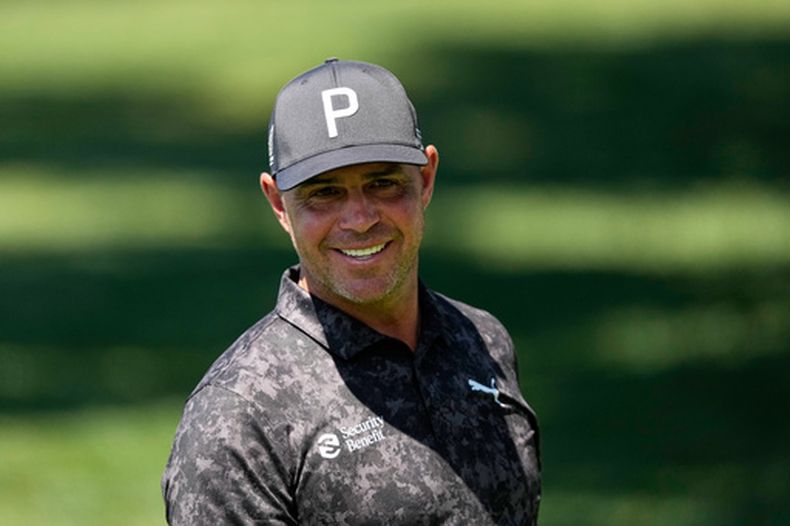 Gary Woodland sonríe durante la ronda de práctica antes del Masters en Augusta el martes 7 de abril del 2026. (AP Foto/Ashley Landis)