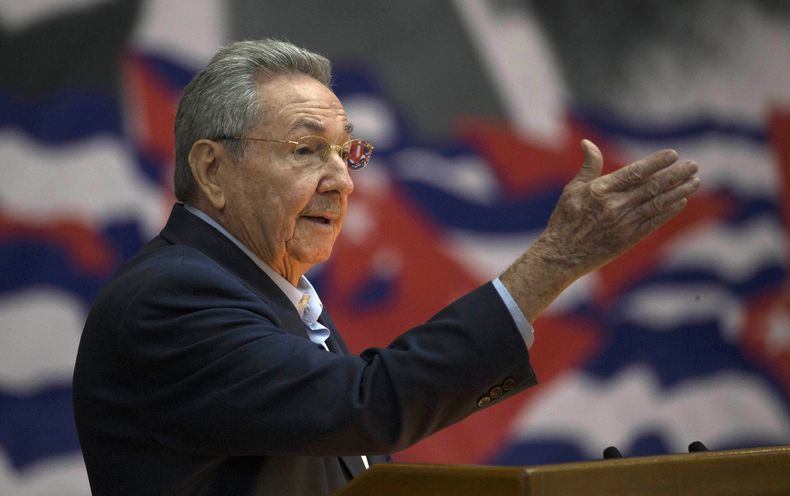 CAR-GEN_CUBA-COMUNISTAS-0.jpg