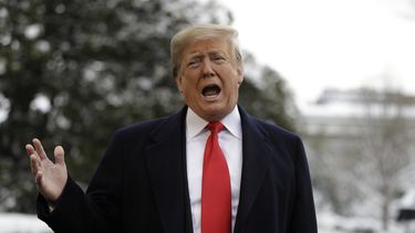 Trump niega haber trabajado para Rusia; ataca investigadores