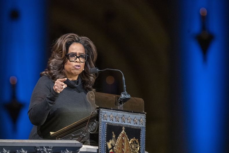 ESP-CEL_CBS-GAYLE_KING-OPRAH-0.jpg