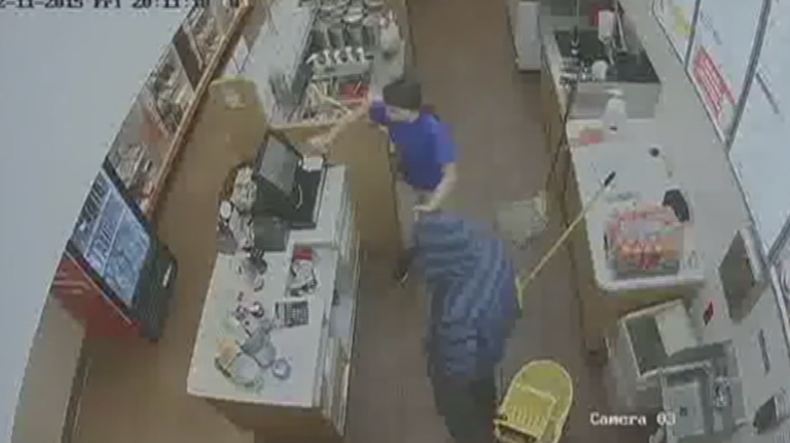 ROBO EN RESTAURANTE.png