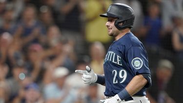 Marineros mantienen racha tras remontar ante Rangers en 9no
