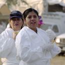 En esta imagen proporcionada por Pimienta Films mujeres buscando a sus familiares desaparecidos en el documental Volverte a ver de la directora Carolina Corral. (Pimienta Films vía AP)