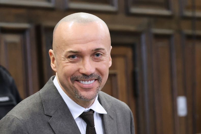 Serhii Kuznietsov, acusado de dañar los gasoductos Nord Stream, en el tribunal de Hamburgo, Alemania, el 27 de octubre del 2026. (Christian Charisius/dpa via AP)