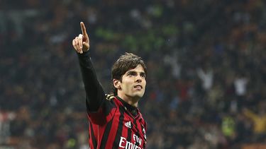 americateve | El jugador del Milan, Kak&aacute;, festeja un gol contra Chievo Verona en la Serie A el s&aacute;bado, 29 de marzo de 2014, en Mil&aacute;n, Italia. (AP Photo/Antonio Calanni)