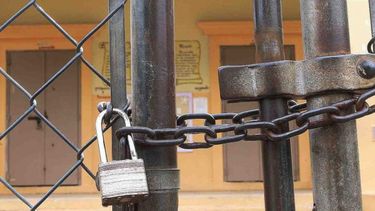 detectan irregularidades en cierre de escuelas