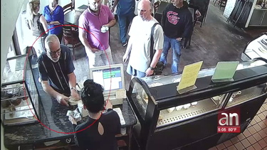 tras las rejas hombre que utilizo billetes faltos en south miami, coral gables y los cayos