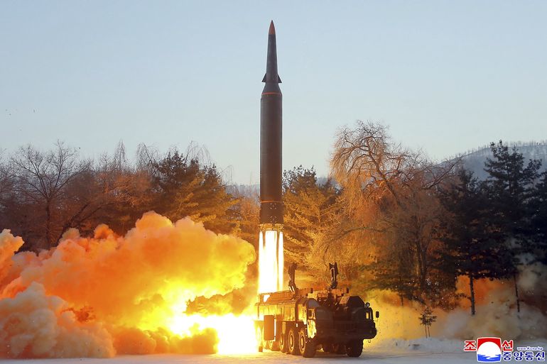 Surcorea refuta lanzamiento de misil hipersónico norcoreano