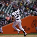 Tigres doblegan 2-1 a Guardianes; Castro consigue jonrón