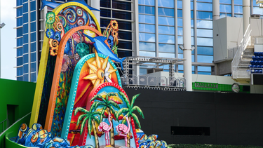jeter lo logra: retiraran escultura del marlins park