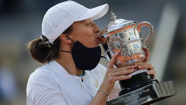 Swiatek inicia Abierto Francés con racha de 28 triunfos