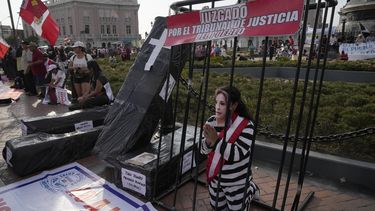 Perú: las muertes no cesan en protestas contra el gobierno