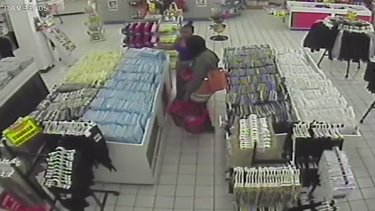 americateve | mujeres roban.png