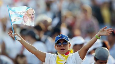 lo ultimo: papa visita a presidente de ecuador