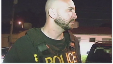 acusan de robo  a detective de la policia del condado miami dade