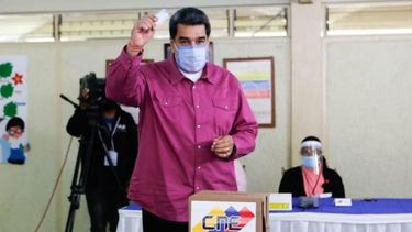 abc: maduro materializa otra farsa electoral y se queda con 20 gobernaciones