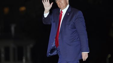 Trump minimiza la pandemia con una determinación renovada