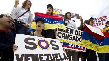 Incidentes en marcha contra el Tribunal Supremo en Caracas
