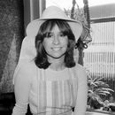 La cantante brasileña Astrud Gilberto posa para una foto el 20 de agosto de 1981 en Nueva York. La intérprete, famosa por su participación en Garota de Ipanema, falleció a los 83 años, se informó el 6 de junio de 2023. (AP Foto/Dave Pickoff, Archivo)