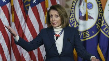 Trump niega a Pelosi avión para viajar al exterior