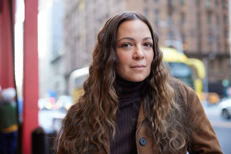 ARCHIVO - Natalia Lafourcade posa para un retrato el 11 de octubre de 2024 en Nueva York. (Foto Matt Licari/Invision/AP, archivo)