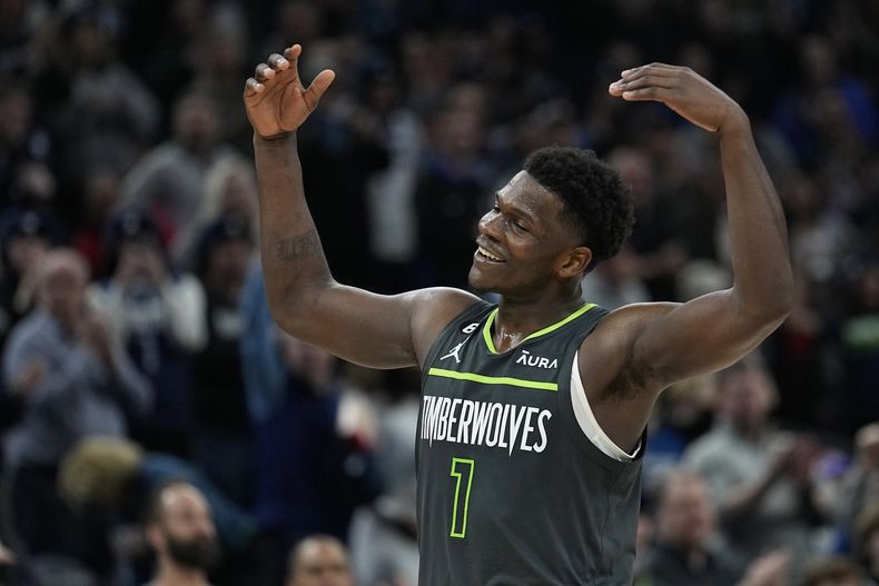 DEP-BAS ROCKETS-TIMBERWOLVES