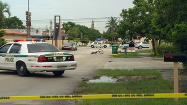 balean a un hombre multiples veces durante un robo al suroeste de miami dade