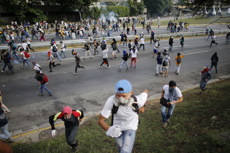 AMS-GEN_VENEZUELA-CRISIS_POLITICA-2.jpg
