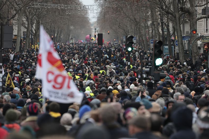 EUR-GEN FRANCIA-PENSIONES-PROTESTAS