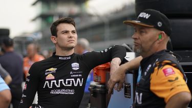 Pato OWard extiende contrato con McLaren hasta 2025
