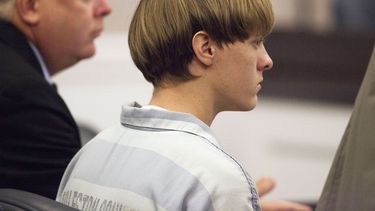 fijan fecha para sospechoso de masacre de charleston