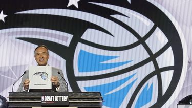 Magic gana la lotería del draft de la NBA