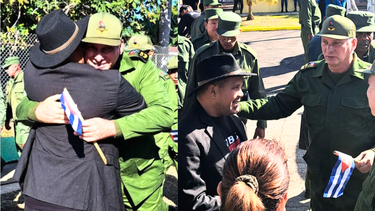 arnaldo rodriguez y su guataconeria con el dictador diaz-canel en el dia de la defensa nacional